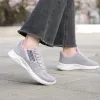 Men's grey sports shoes, breathable, lightweight and shock-absorbing casual running shoes details Picture